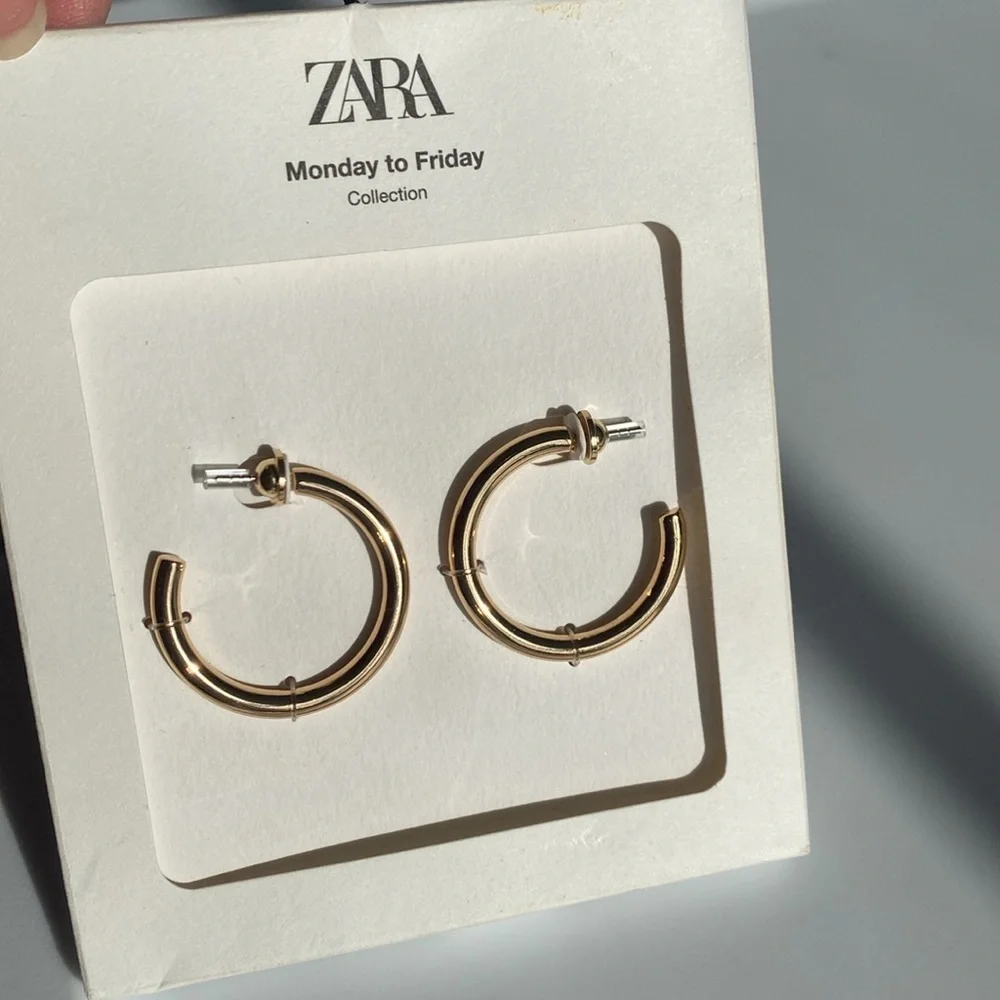 NWT Zara Gold Tone Hoop Earrings